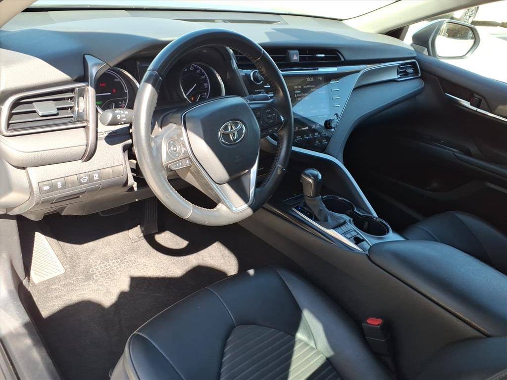 2020 Toyota Camry Hybrid SE - Image 19